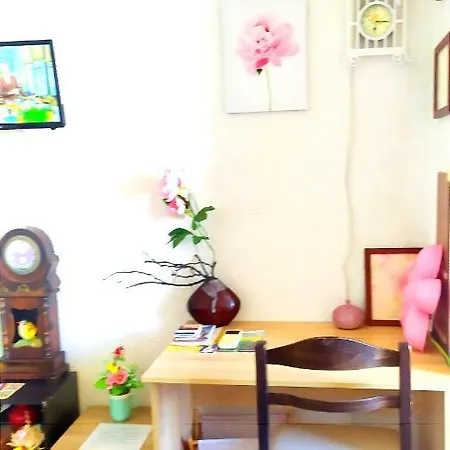 апартамент 7 Apartment *